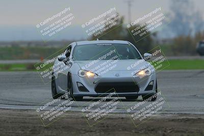 media/Dec-13-2025-OnGrid (Sat) [[98be3c0626]]/Group 2 Yellow/Sunset S4/